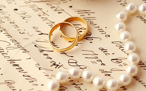 Gold-Wedding-Rings-1920x1200